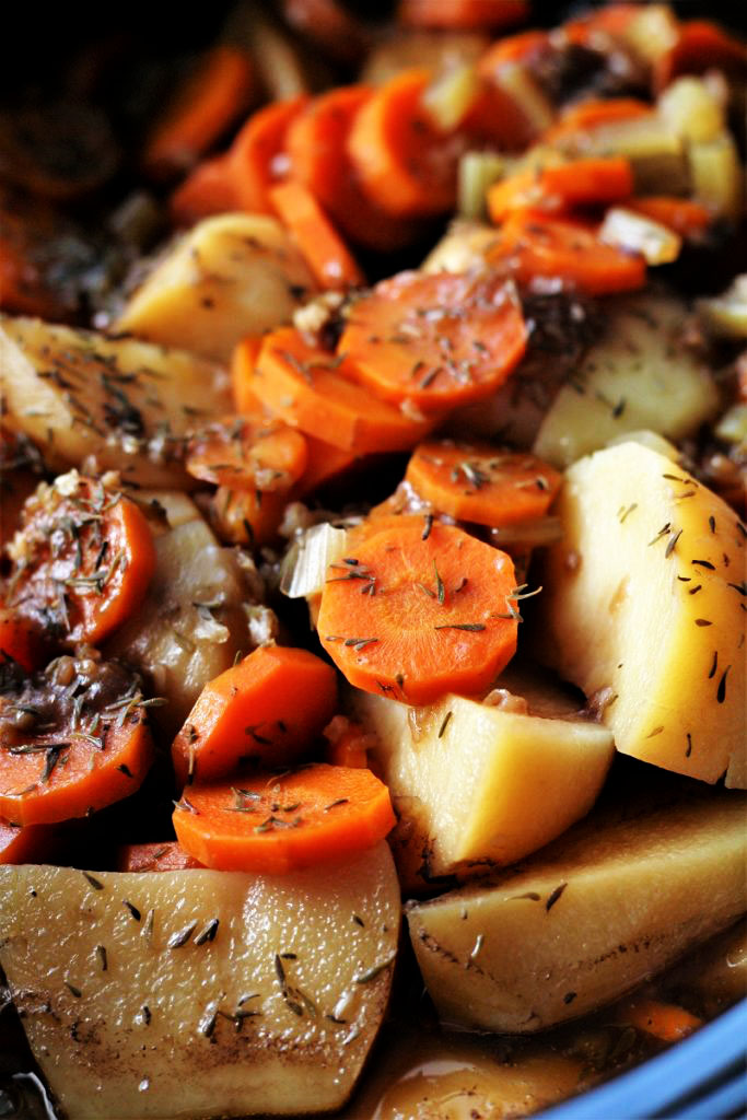 Amazing Crock Pot Roast with Potatoes and Carrots