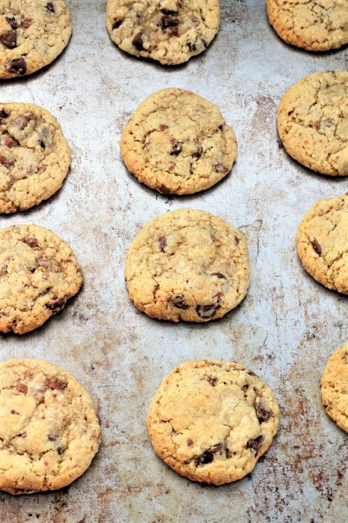 Neiman Marcus Cookies (Easy Recipe) - Insanely Good