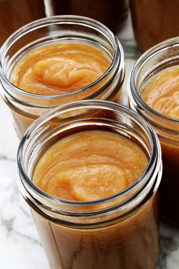 Easy Pressure Cooker Applesauce