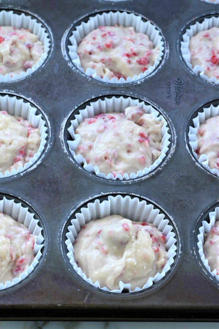 Easy Raspberry Almond Muffins 