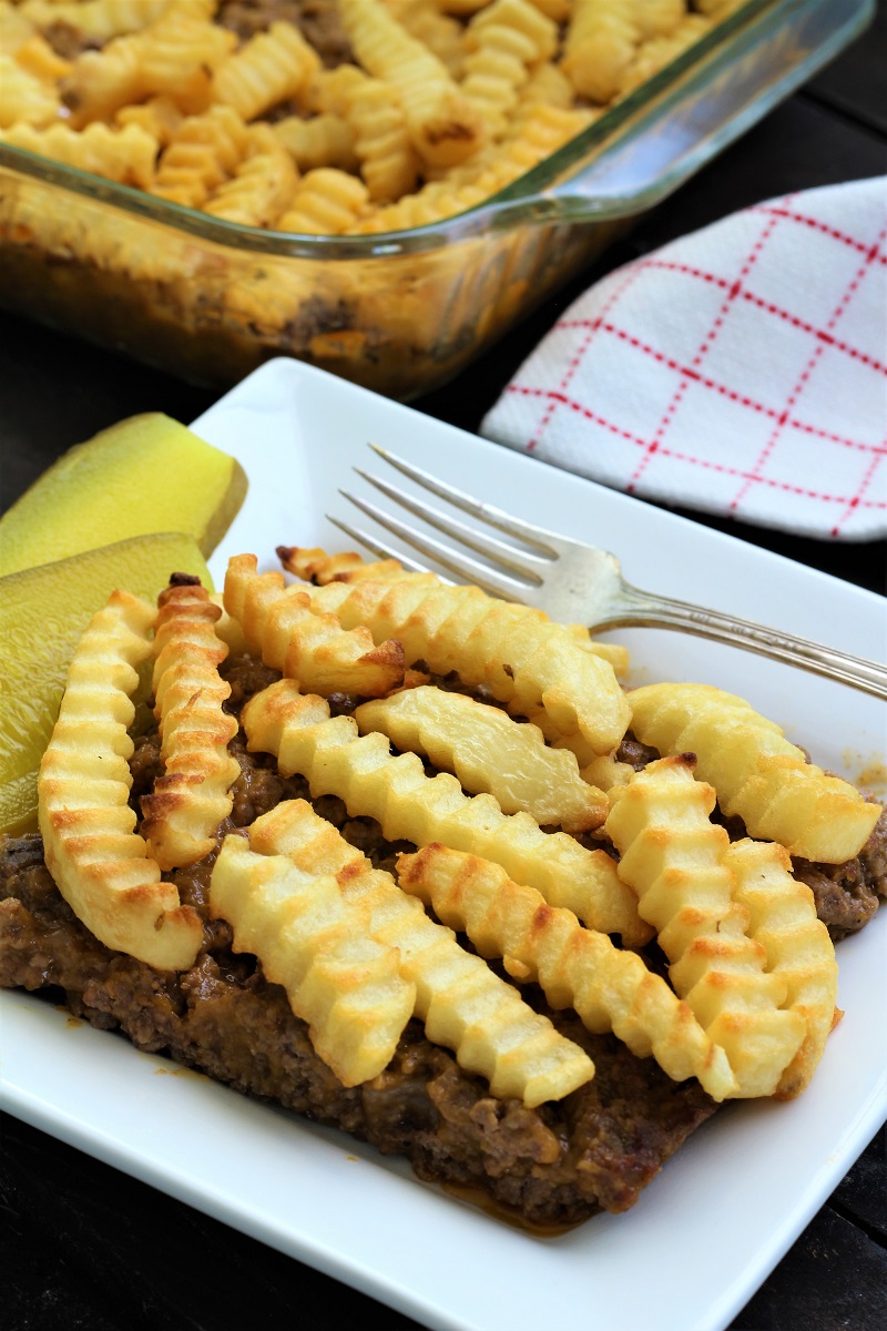 Easy Cheeseburger and Fries Casserole