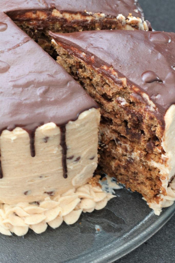 Oatmeal Chocolate Chip Cookie Cake