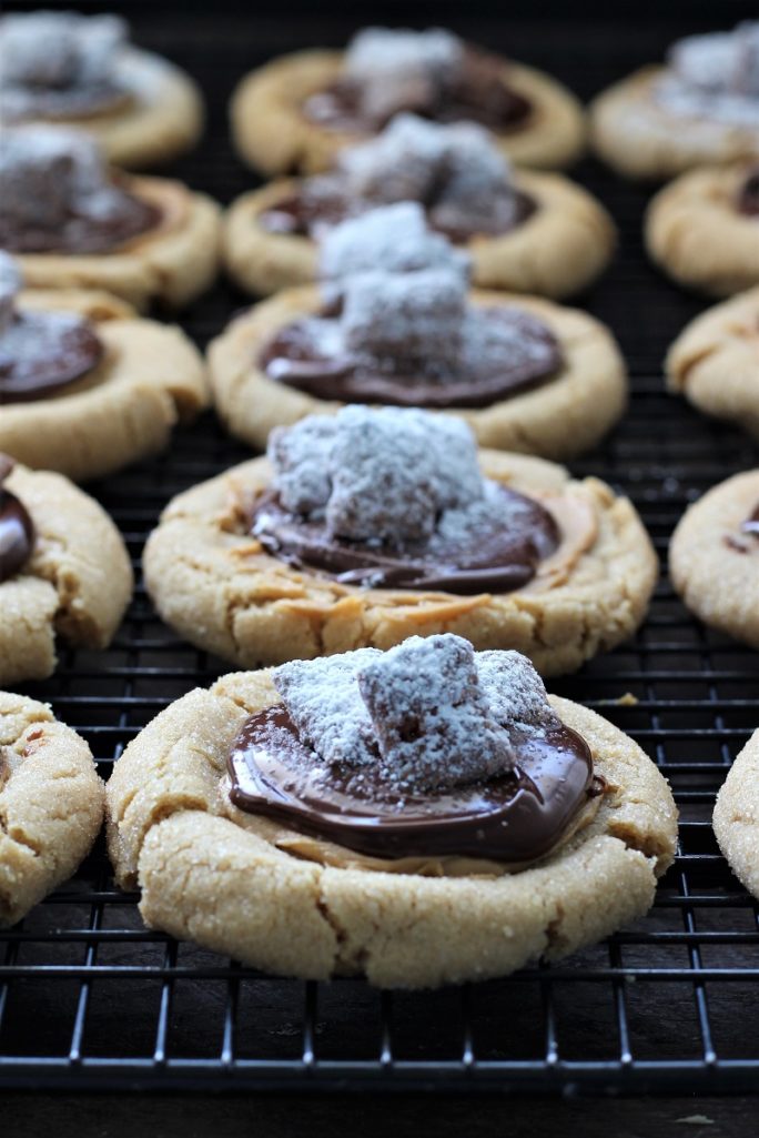 Copycat Crumbl Muddy Buddy Cookies