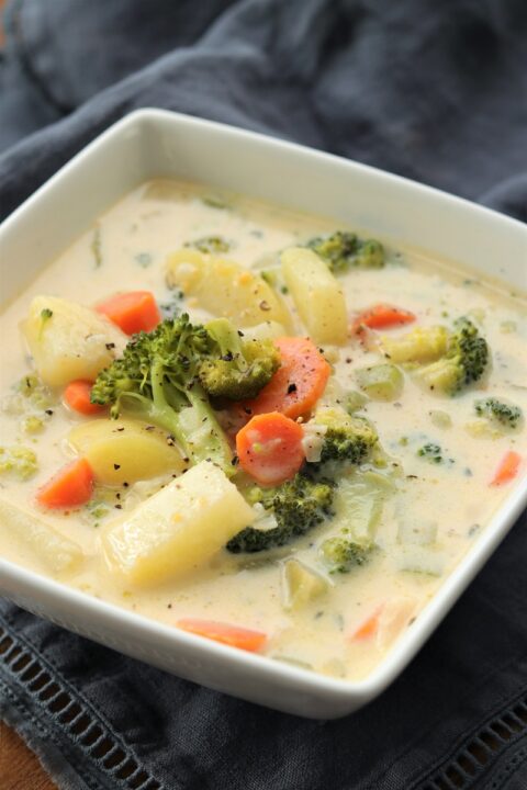 Cheesy Broccoli Potato Soup My Recipe Treasures 0053