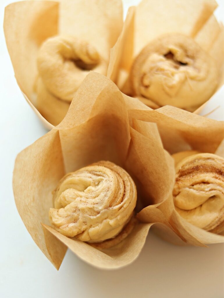 Easy Cinnamon Cruffins