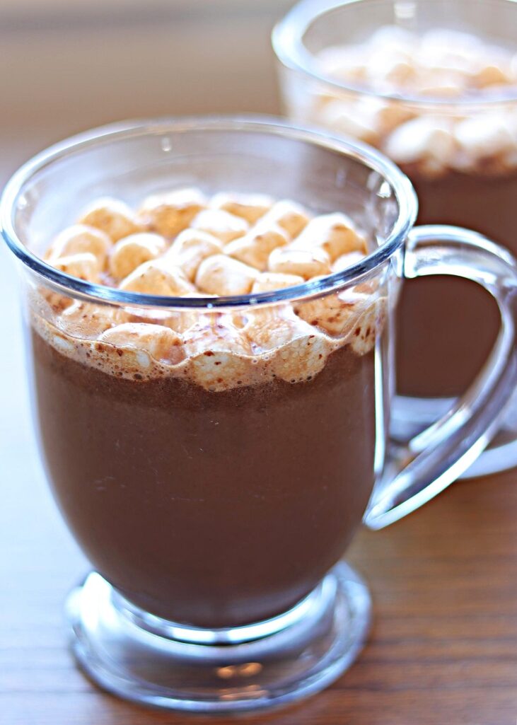 Crockpot Cinnamon Hot Cocoa