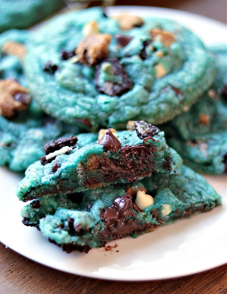Copycat Cookie Monster Cookies