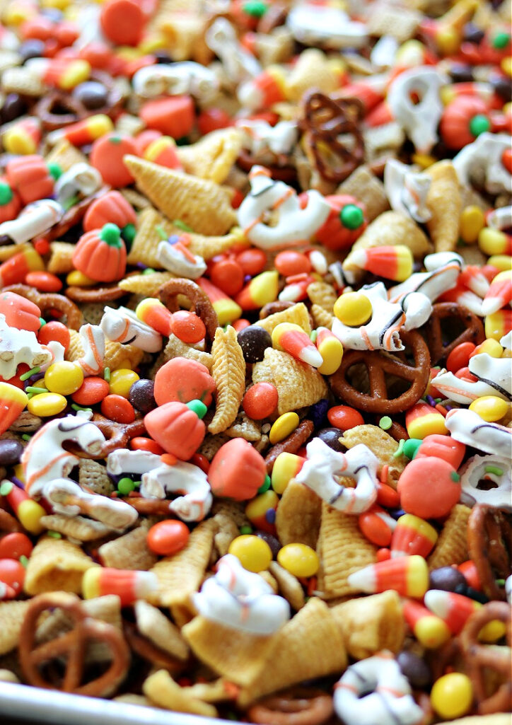 Halloween Snack Mix