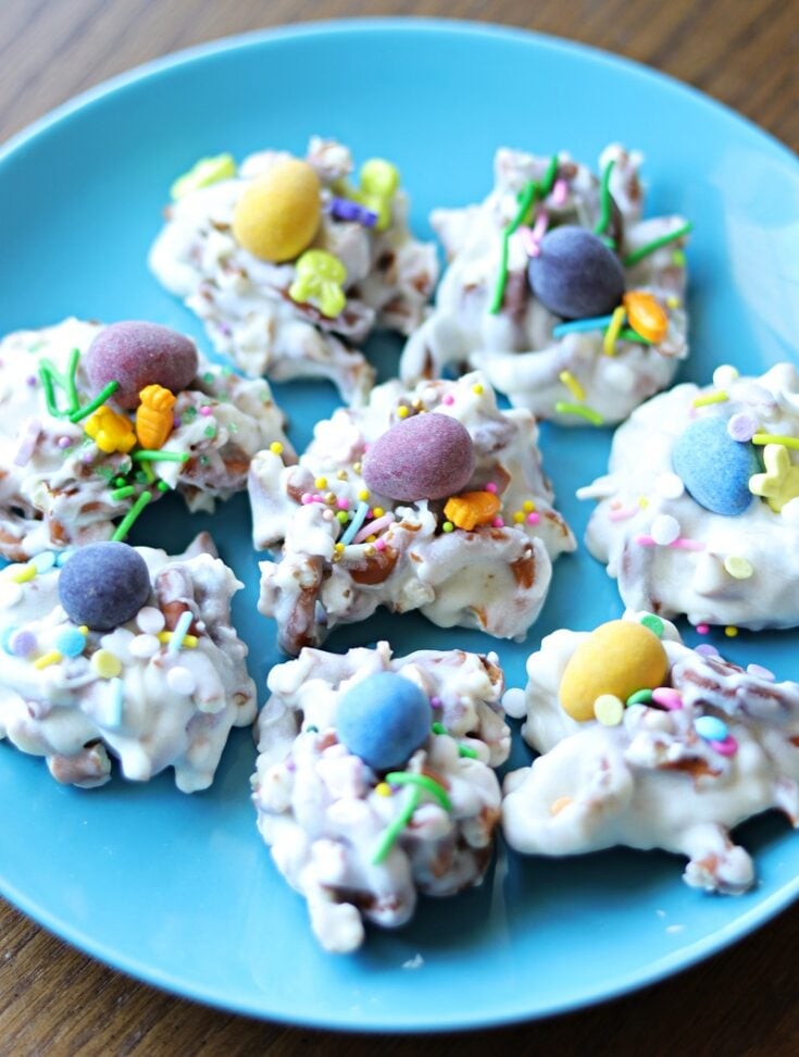Easter White Chocolate Pretzel Clusters